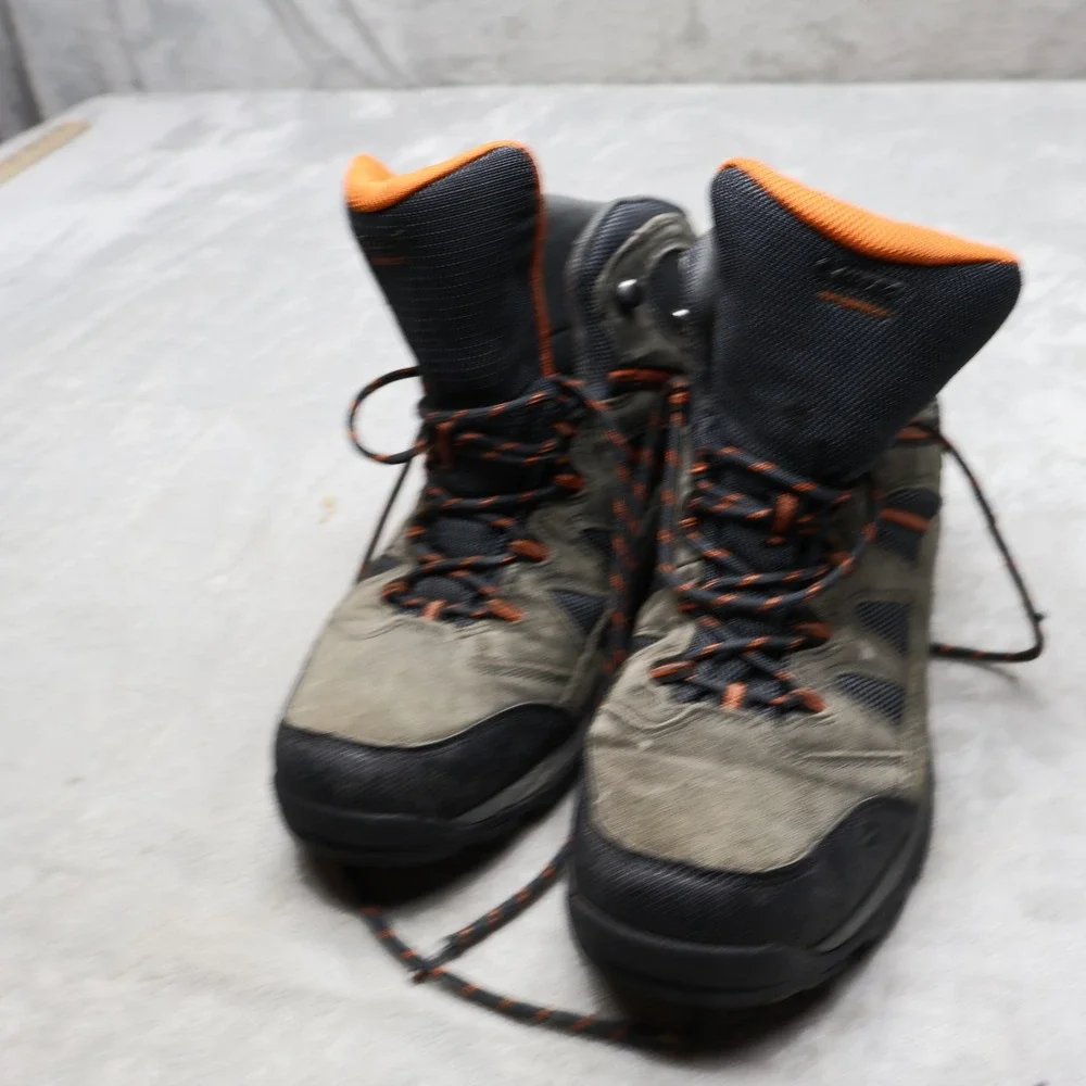 Hi-Tec Mens 11 Hiking Boots Green Gunnison Mid WP Trekking Waterproof Traction